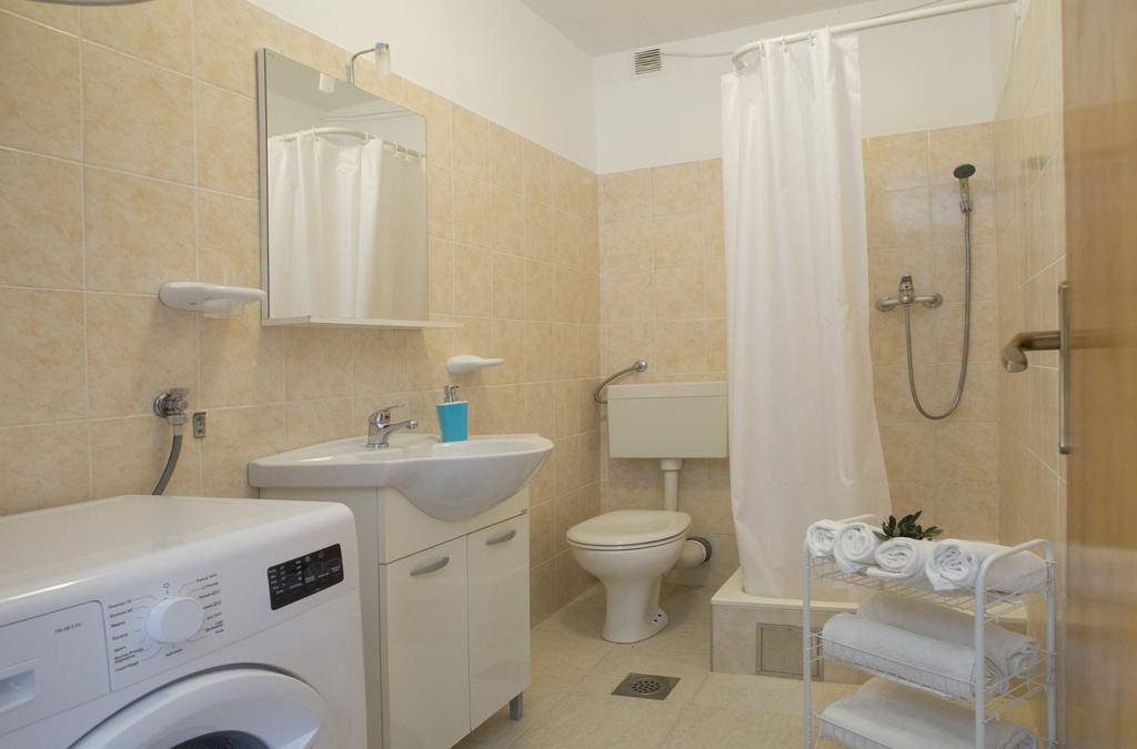 Great Located Family Apartments 산책길 외부 사진